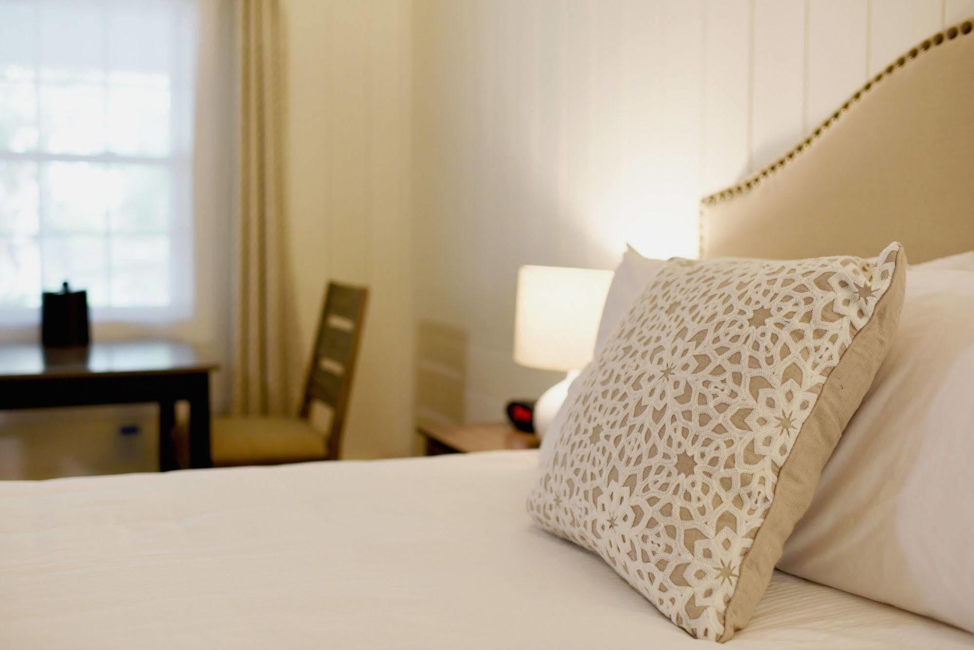 Sandwich Inn And Suites Εξωτερικό φωτογραφία
